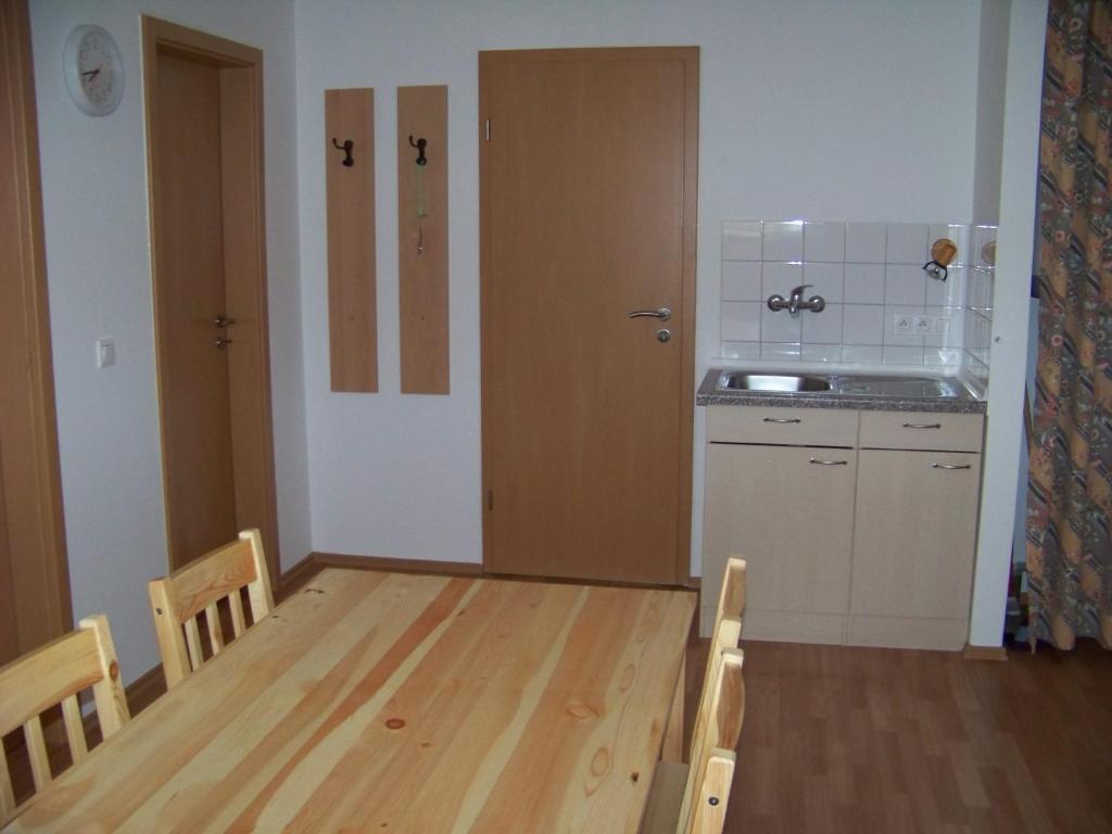 Tisá 488 room 1