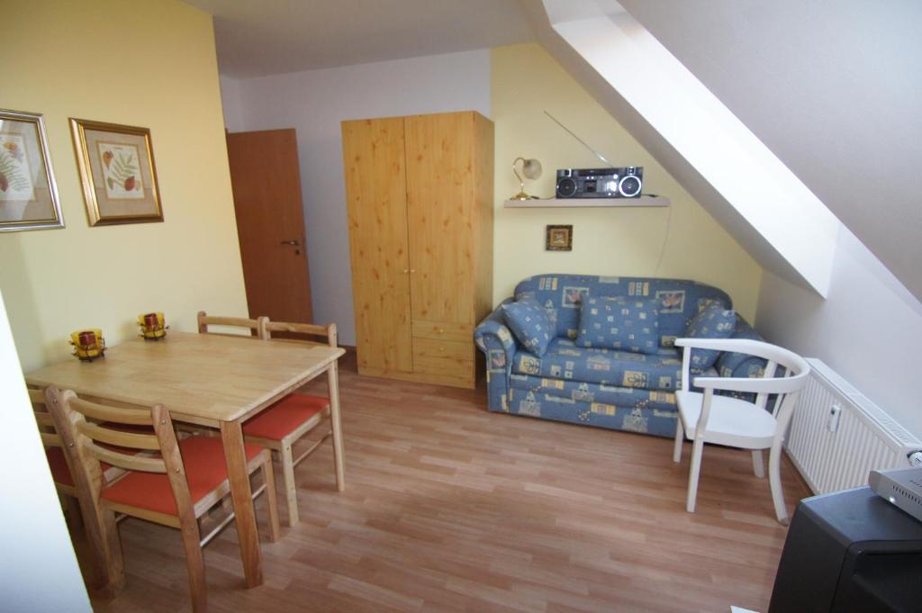Tisá 488 room 5